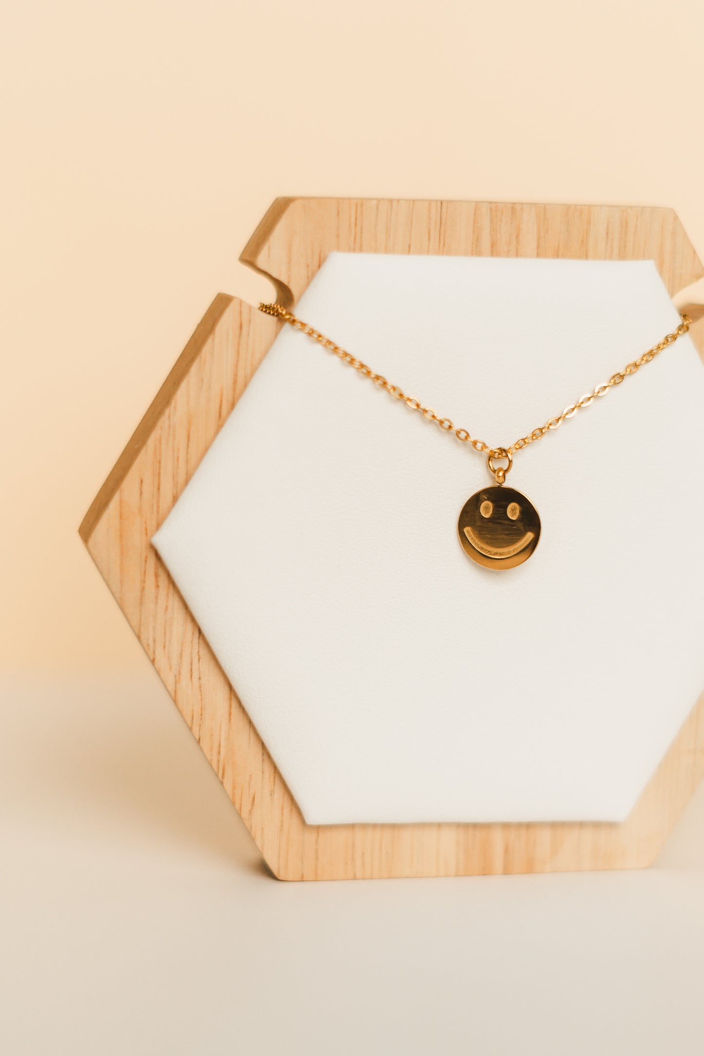 Smiley | Waterproof Summer Necklace