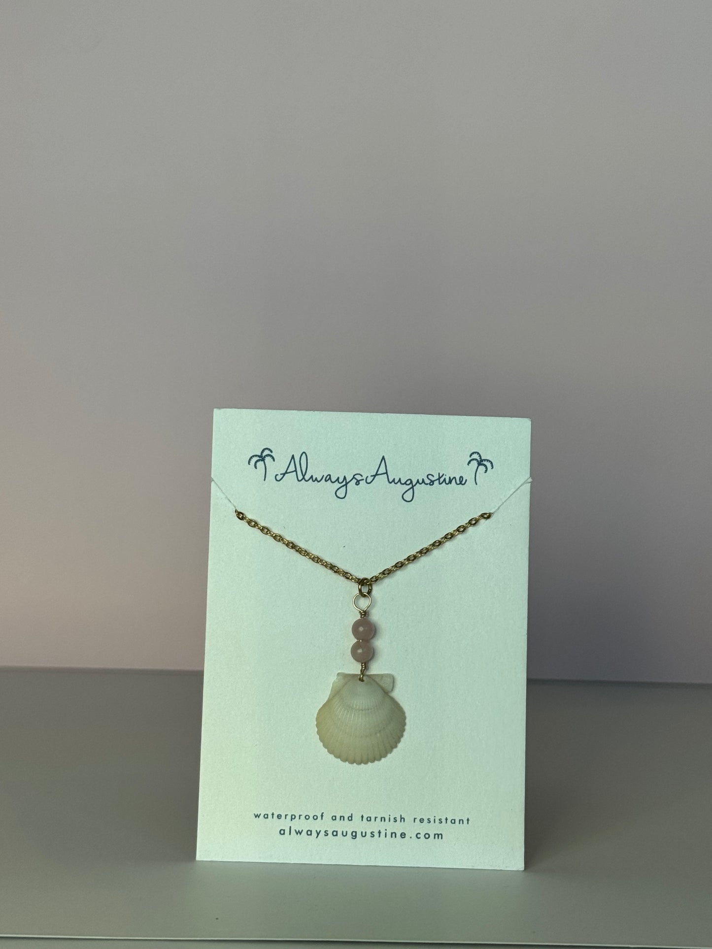 Scallop Shell Necklace (F)