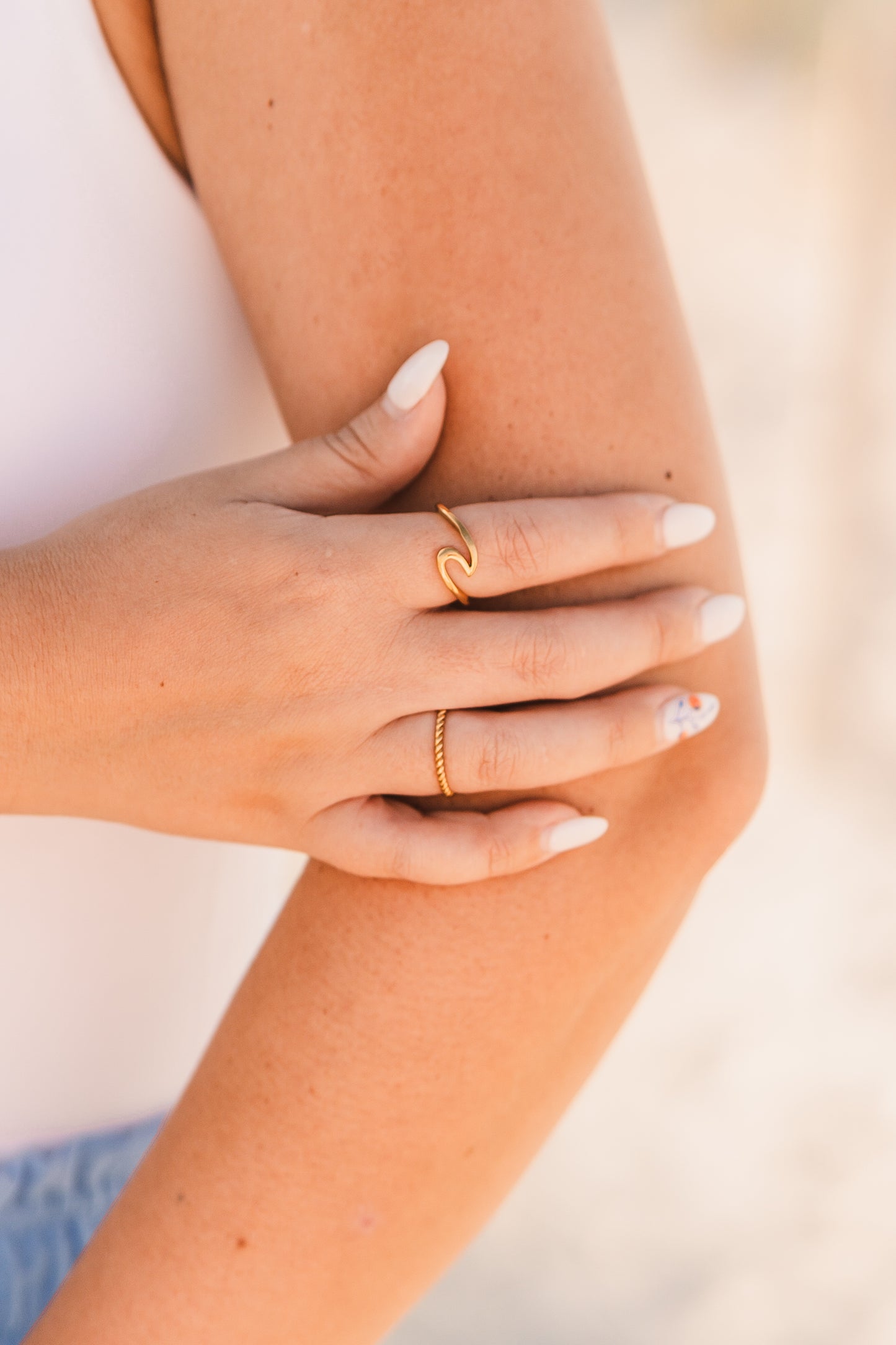 Anna | Waterproof Wave Ring