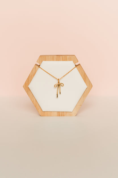 Gwen | Waterproof Bow Necklace