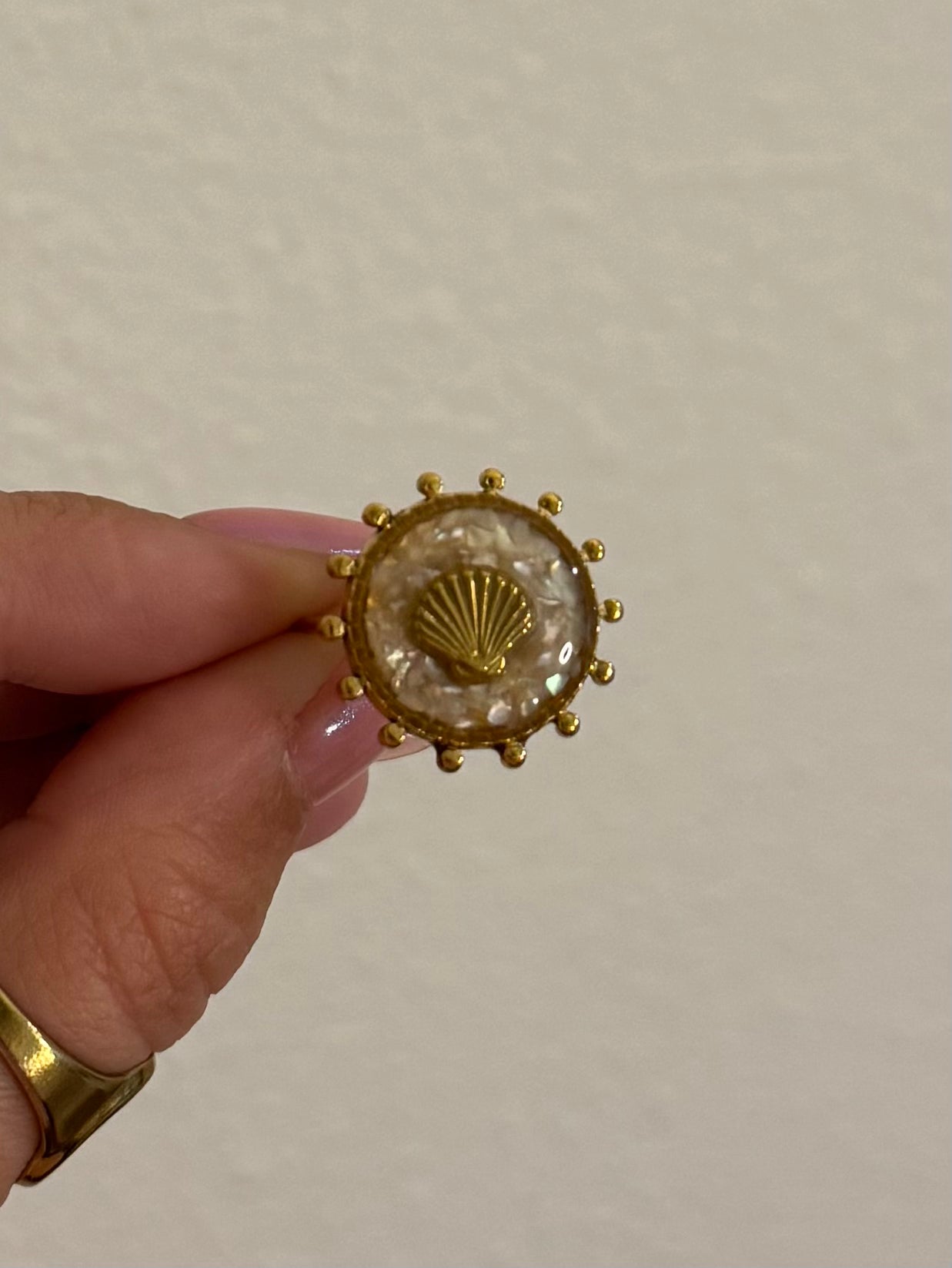 Adjustable Mother of Pearl Shell Ring