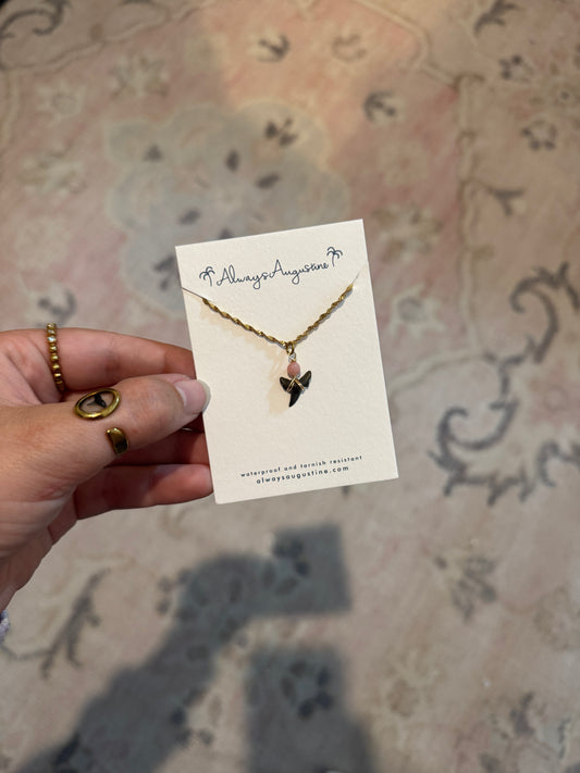 Shark Tooth Necklace (W)