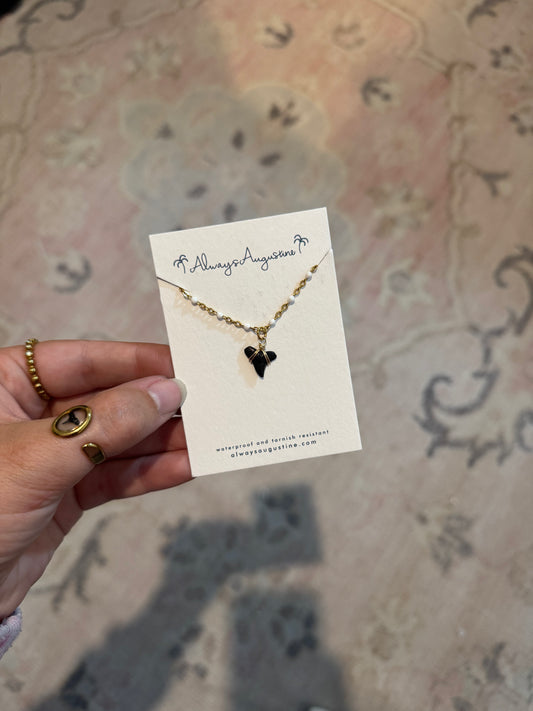 Emma Shark Tooth Necklace (A)