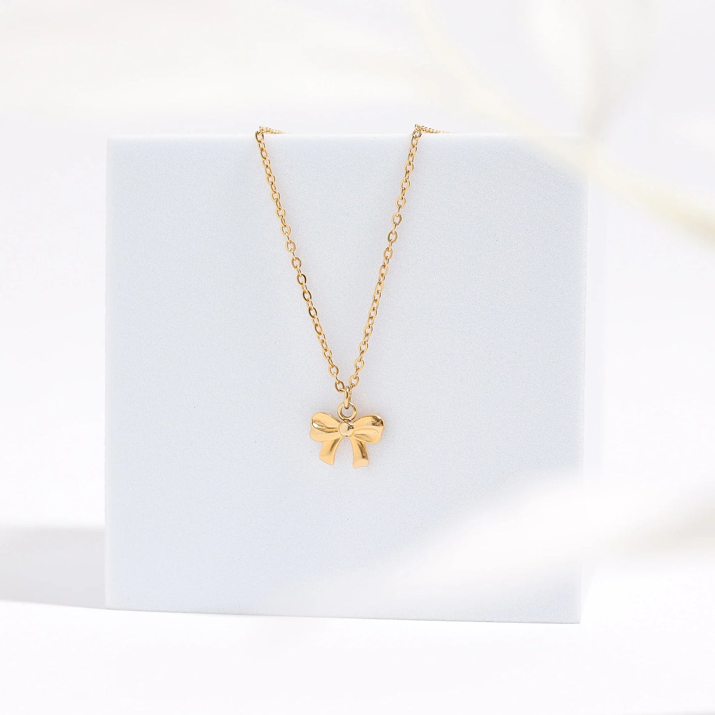 Lilly | Waterproof Dainty Bow Necklace