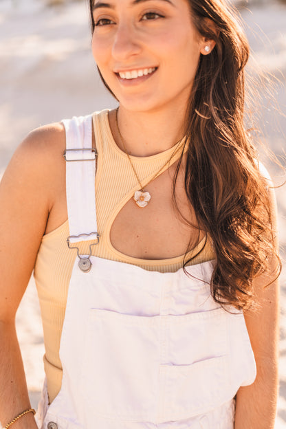 Emmy | White Hibiscus Flower Pendant Necklace - Create Your Sunshine