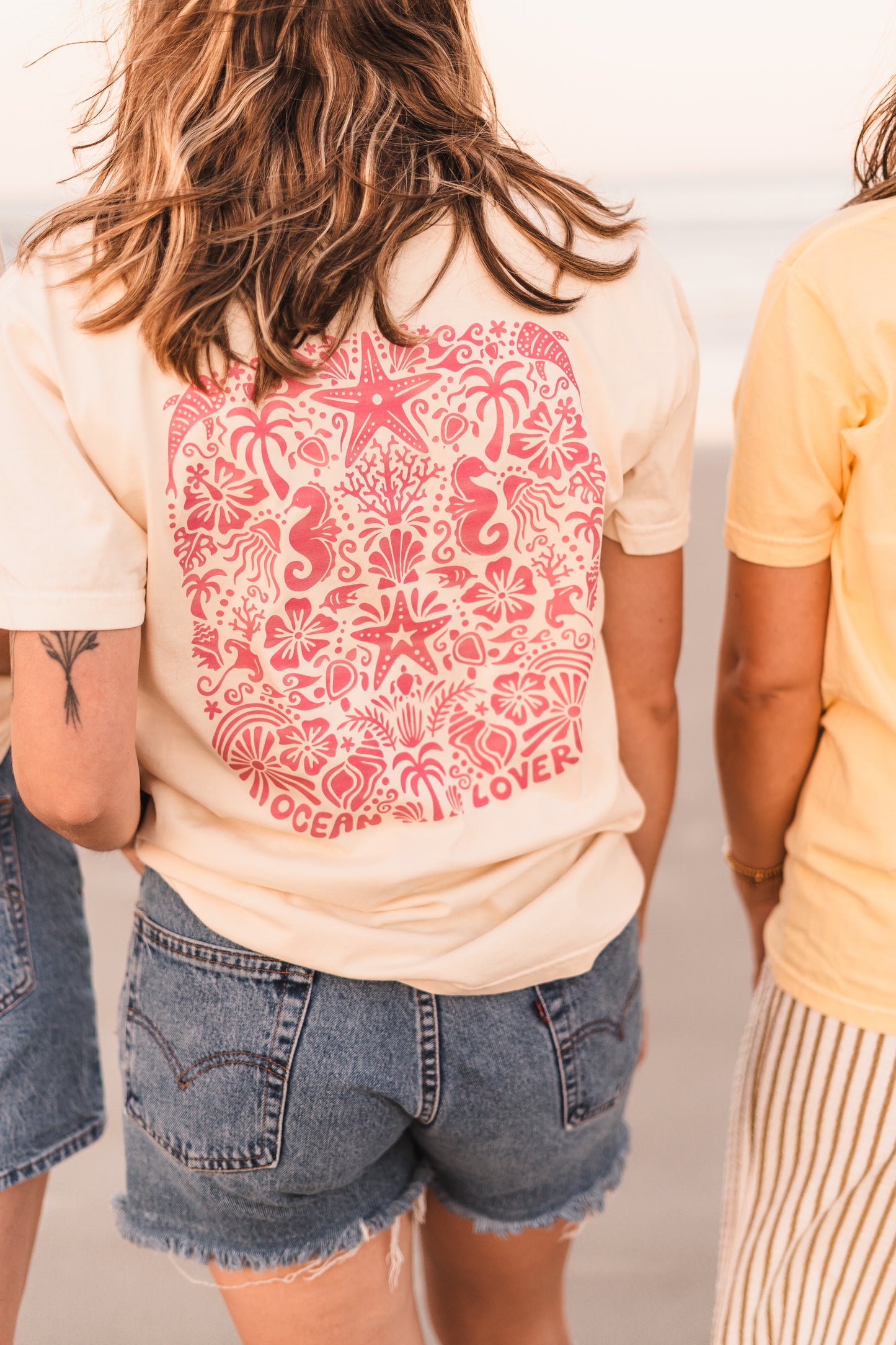 Ocean Lover | Auggie Apparel - Beach Tee