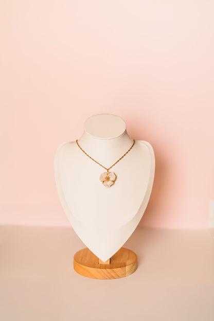 Emmy | White Hibiscus Flower Pendant Necklace - Create Your Sunshine