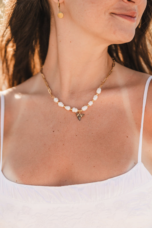 Camilla | Waterproof Shark Tooth Pearl Necklace